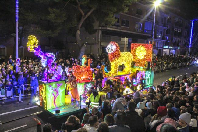 Gran Cabalgata de Reyes de Luz 