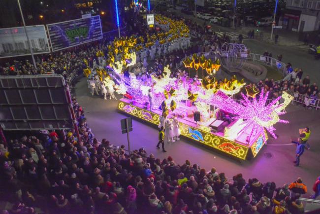 Gran Cabalgata de Reyes de Luz 