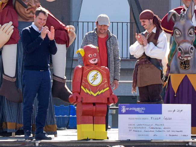 22-02-2020 Carnaval Disfraz Infantil  8º Flash Lego