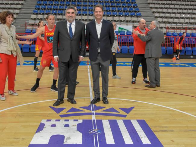 Visita del ministro de Cultura y Deportes