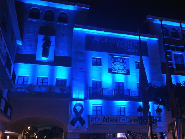 Fachada Ayuntamiento azul