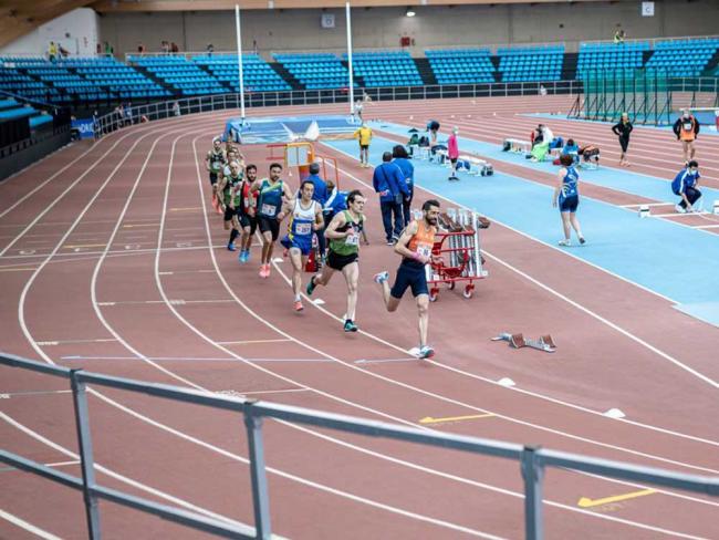 Juan José Crespo, tricampeón mundial de atletismo, campeón de Madrid en pista cubierta en +45 años