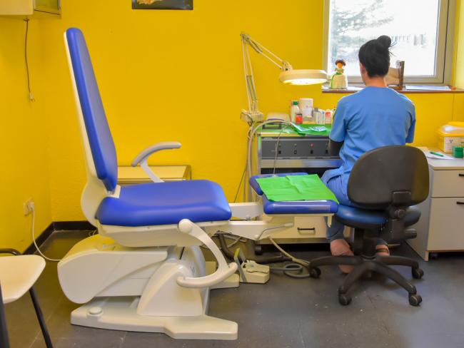 Servicio gratuito y a domicilio de fisioterapia y podología