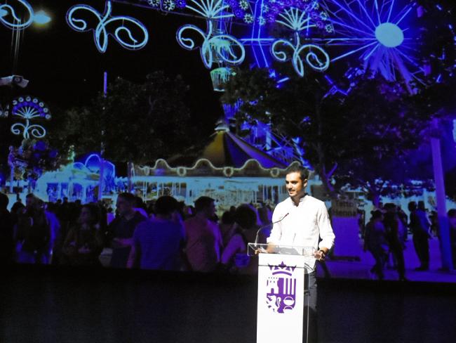 Un emotivo homenaje a las Peñas y a las Fiestas de Torrejón de Ardoz se celebró ayer en el Teatro Municipal, ante la suspensión de las Fiestas Populares por la pandemia 