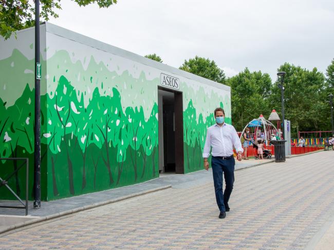 Nuevo edificio de aseos en el Parque Europa 