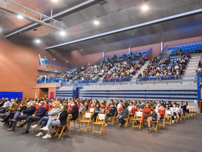 Entregados los premios del XXI Certamen Literario Escolar de Poesía y Relato en el que han participado un total de 4.757 alumnos de 23 centros educativos de la ciudad 