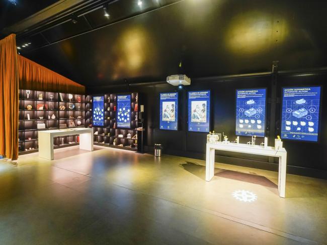 La Plaza Mayor acoge del 11 de marzo al 6 de abril la exposición “Leonardo da Vinci. Observa. Cuestiona. Experimenta”, organizada por la Fundación "la Caixa" en colaboración con el Ayuntamiento de Torrejón de Ardoz