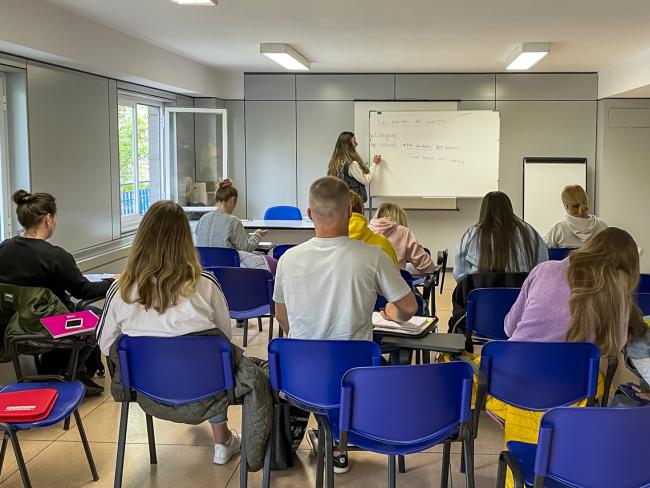 Torrejón de Ardoz se vuelca en la atención a los refugiados ucranianos llegados a la ciudad con la apertura del Colegio y la Ludoteca Infantil Flores de Ucrania