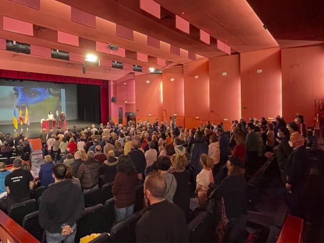 Torrejón de Ardoz se vuelca con Ucrania con tres tráilers de ayuda humanitaria y recaudando más de 75.000 euros para la compra de material