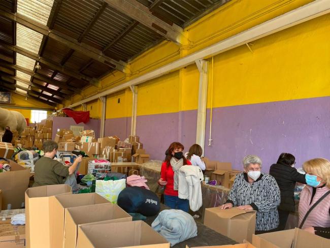 Torrejón de Ardoz se vuelca con Ucrania con tres tráilers de ayuda humanitaria y recaudando más de 75.000 euros para la compra de material