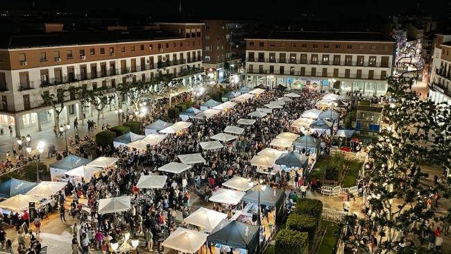 Éxito rotundo de “Saborea Torrejón” que ha dejado un gran sabor de boca durante este fin de semana en la Plaza Mayor, donde se pudo disfrutar de una gran variedad de tapas