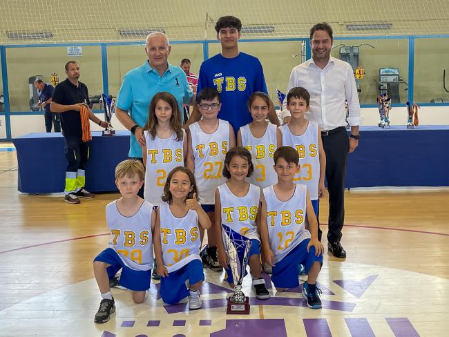 Entregas de premios competiciones locales de baloncesto