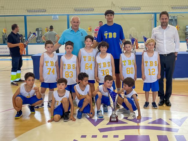 Entregas de premios competiciones locales de baloncesto