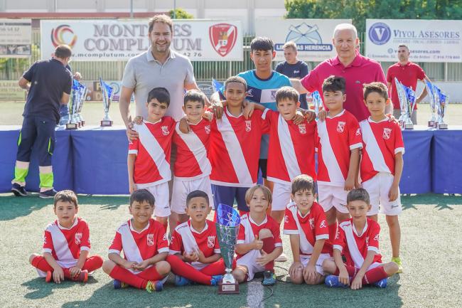 Entregas de premios competiciones locales de fútbol 7