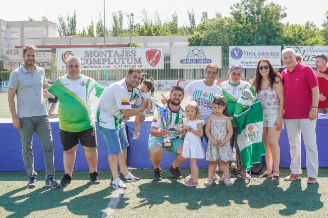 Entregas de premios competiciones locales de fútbol 7