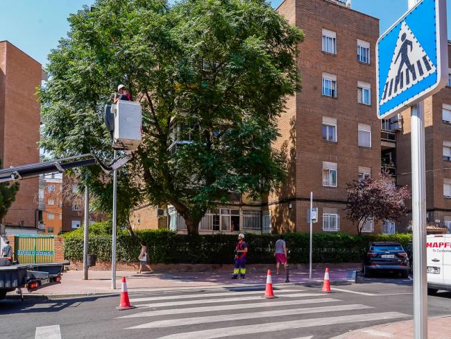 Mejorada la iluminación en 112 pasos de peatones de la ciudad