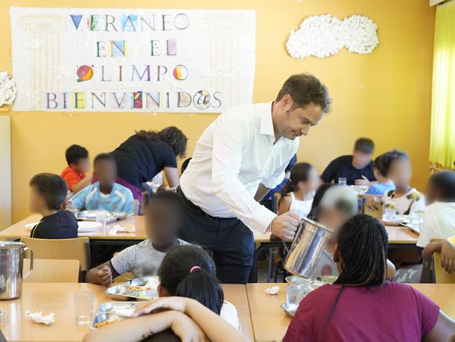 Torrejón de Ardoz abre por noveno año consecutivo el Comedor Escolar de Verano, dentro del programa “Veraneo con Amigos”, que también incluye actividades socioeducativas gratuitas para cerca de 200 menores de la ciudad