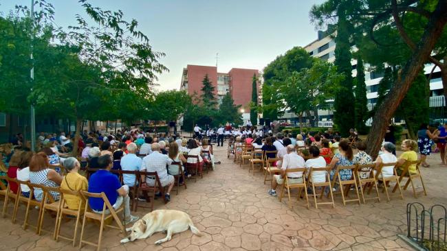 “Música en los Barrios” se confirma como una gran iniciativa cultural gracias a la cual los vecinos han disfrutado de la excelente Banda Municipal de Música que ha actuado todos los sábados y domingos de este mes de septiembre 