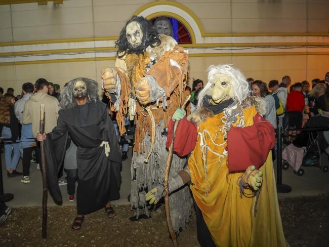 Gran éxito de público en el “Caserón del Terror”, celebrado en la Plaza de Toros de Torrejón, que batió su récord de asistencia, con 6.712 personas