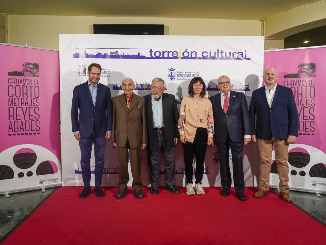 Entrega de la medalla Lumière y  gala de entrega de premios del V Certamen de Cortometrajes “Reyes Abades”