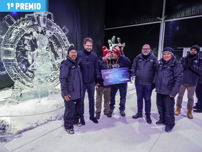“Invasión de dimensiones”, del equipo 11 de Canadá, conformado por Jean-François Gauthier y Julien Doré ha sido la gran triunfadora del Ice Festival