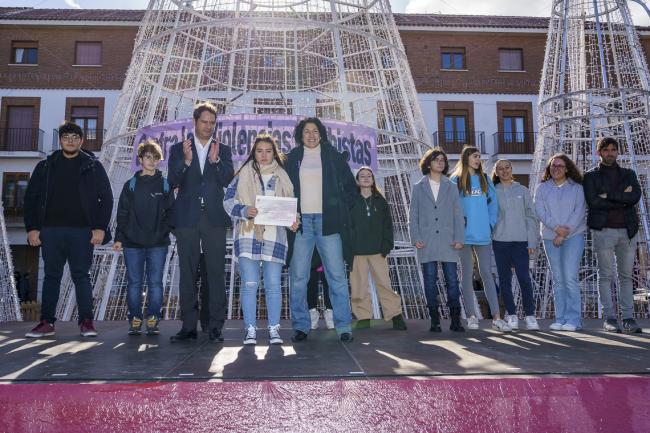 Torrejón de Ardoz conmemora el Día Internacional contra la violencia hacia las mujeres con un emotivo acto en homenaje y en memoria a todas las mujeres asesinadas