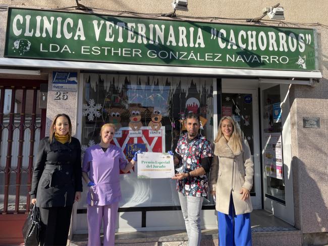 09 Premios Escaparates Zona Centro Clinica Cachorros Premio Especial Jurado