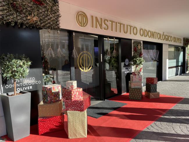 25 Ayto Torrejon Premios Escaparates Instituto Odontologico Oliver 4º Decoracion Fachada
