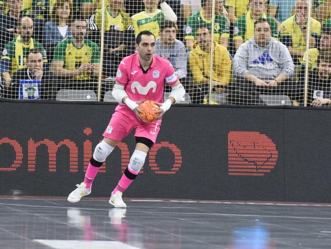 El torrejonero, Jesús Herrero, portero y capitán de Movistar Inter