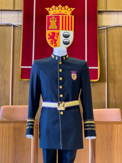 La Banda Municipal de Música de Torrejón de Ardoz estrena uniforme 