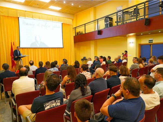 Homenaje a los profesores jubilados