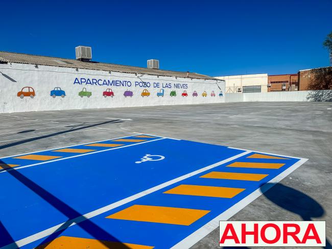 Aparcamiento gratuito en Parque Cataluña entre calles Pozo de las Nieves e Industrias