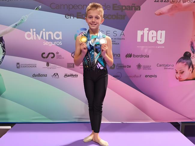 El torrejonero Saúl Rodríguez Copé logra cuatro medallas en el Campeonato de España de gimnasia rítmica masculina