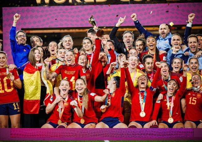 El Ayuntamiento de Torrejón de Ardoz felicita a las jugadoras de la selección española de fútbol que ha hecho historia y se ha proclamado campeona del mundo