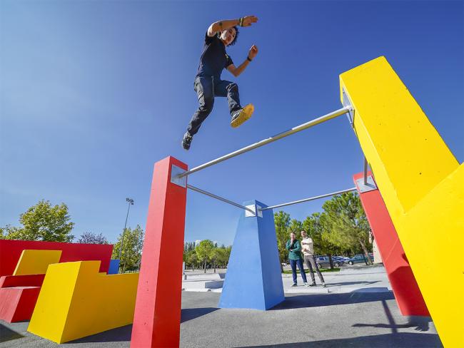 El nuevo circuito de Parkour se ha inaugurado con una exhibición