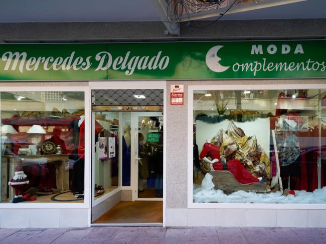 Premio especial del Jurado con una dotación de 150 euros y diploma al titular del comercio Mercedes Delgado situado en C/ Cardoso, 5