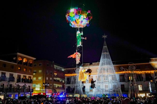 Gran Espectáculo Aéreo Reyes Magos a cargo de la compañía internacional Grupo Puja!