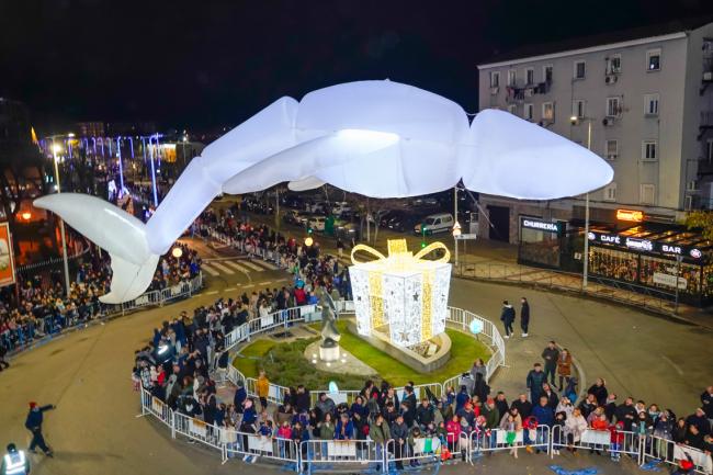 Gran Cabalgata de Reyes de Luz - Delfín