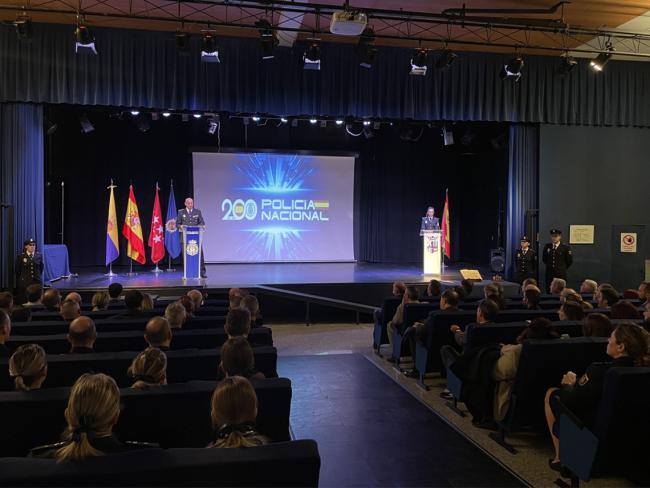 El Salón de actos de la Casa de la Cultura durante el Bicentenario de la Policía Nacional
