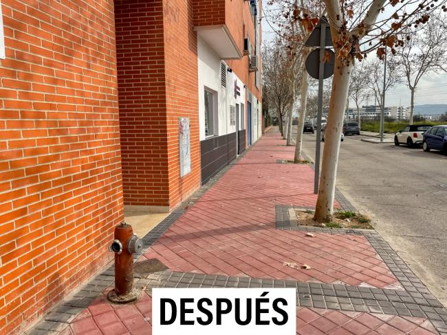 Después de la acera de la calle Urano (Fresnos)