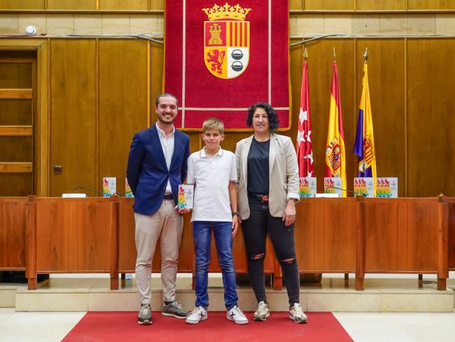 El alcalde, Alejandro Navarro Prieto, homenajea a 31 deportistas torrejoneros por sus éxitos más recientes