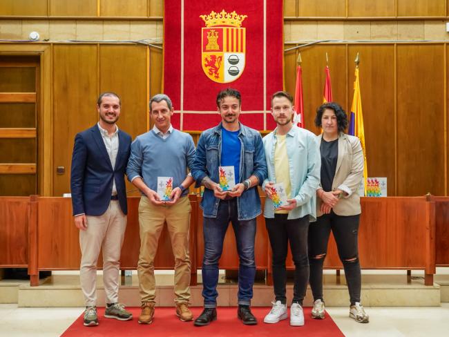 El alcalde, Alejandro Navarro Prieto, homenajea a 31 deportistas torrejoneros por sus éxitos más recientes