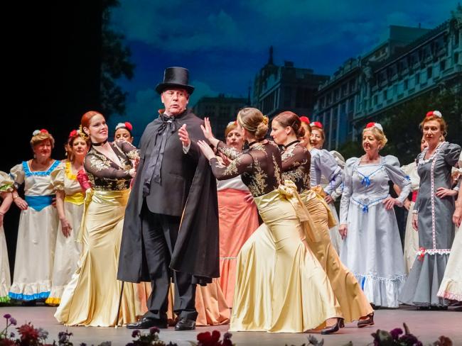 Un momento de la actuación que tuvo lugar ayer en el Teatro José María Rodero