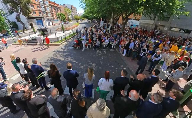 Torrejón de Ardoz recordó a las personas fallecidas por el COVID-19 con un sentido homenaje