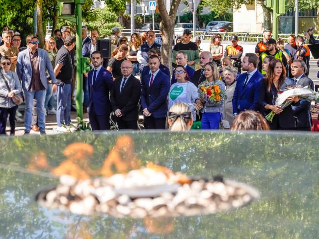 Torrejón de Ardoz recordó a las personas fallecidas por el COVID-19 con un sentido homenaje