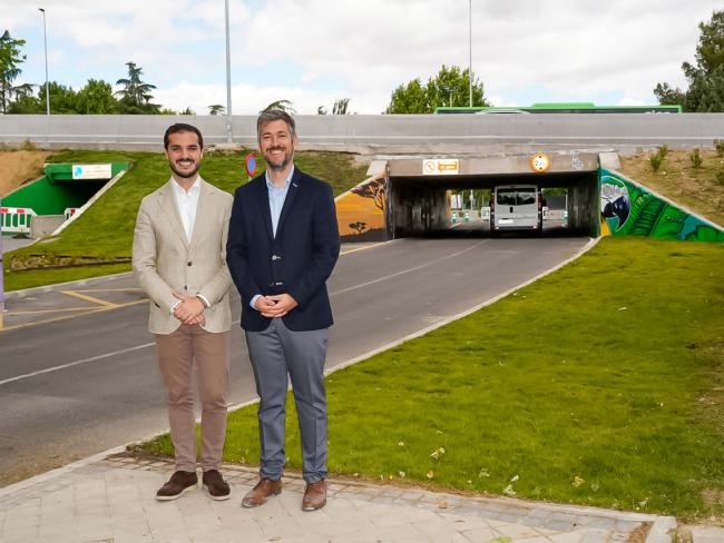 Visita al nuevo paso subterráneo de Fresnos que ya presta servicio