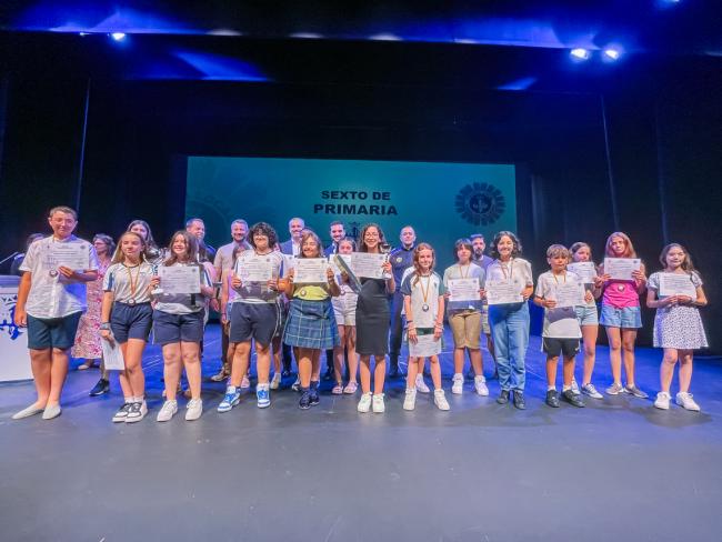 Alumnos premiados en 6º de Primaria