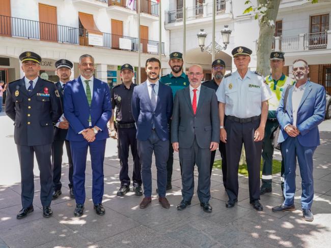 El alcalde, Alejandro Navarro, y el delegado del Gobierno de España en Madrid, Francisco Martín, han copresidido hoy la Junta Local de Seguridad para planificar los dispositivos de seguridad que se desplegarán en las Fiestas Populares y en las Elecciones Europeas, así como la evolución de la criminalidad en la ciudad