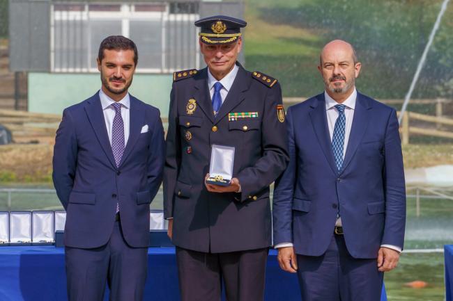 El Ayuntamiento de Torrejón de Ardoz celebró el Día de la Policía con un emotivo acto de reconocimiento a la labor de los agentes y cuerpos de seguridad