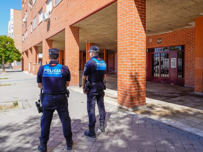 Vigilancia de la Policía Local en avenida Cristobal Colón